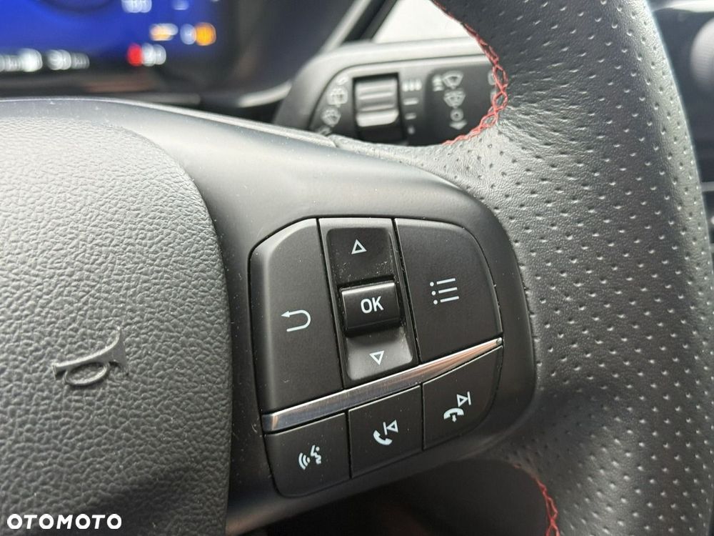 Ford Kuga - 27