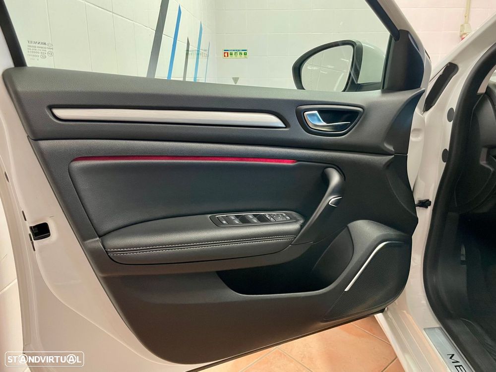 Renault Mégane ENERGY TCe 130 INTENS - 13