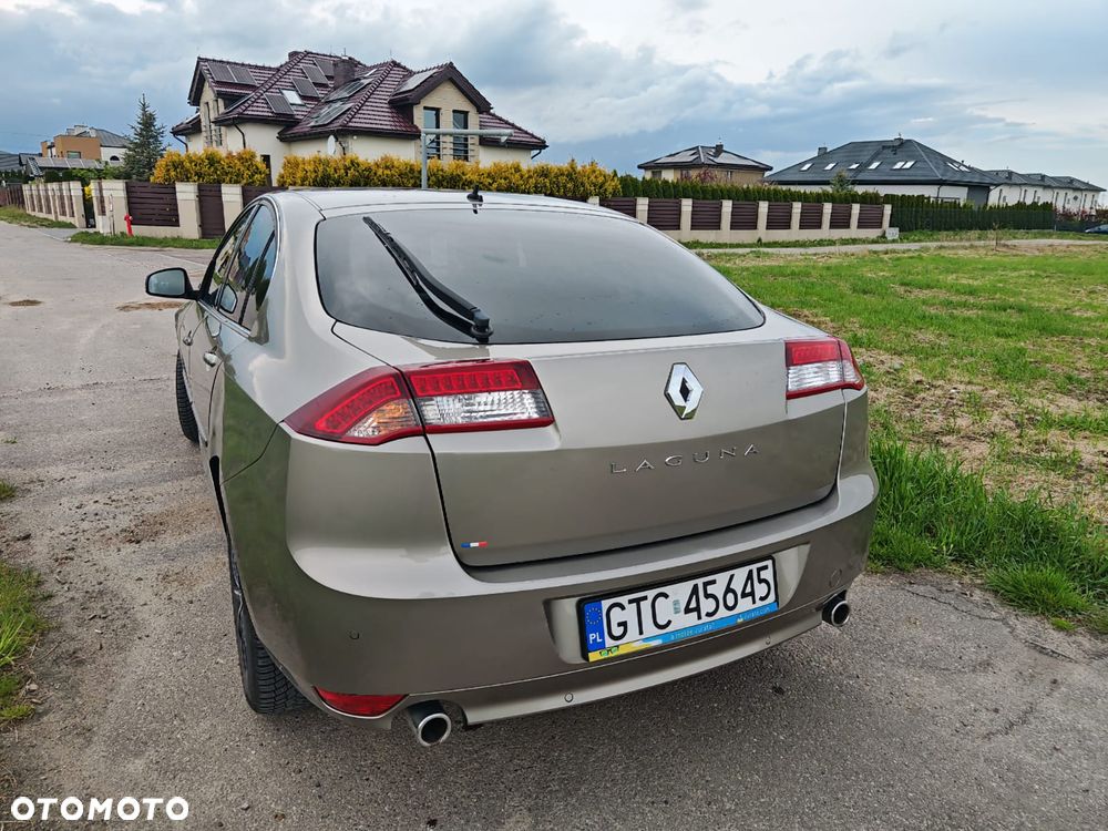 Renault Laguna 2.0 dCi Black Edition - 8