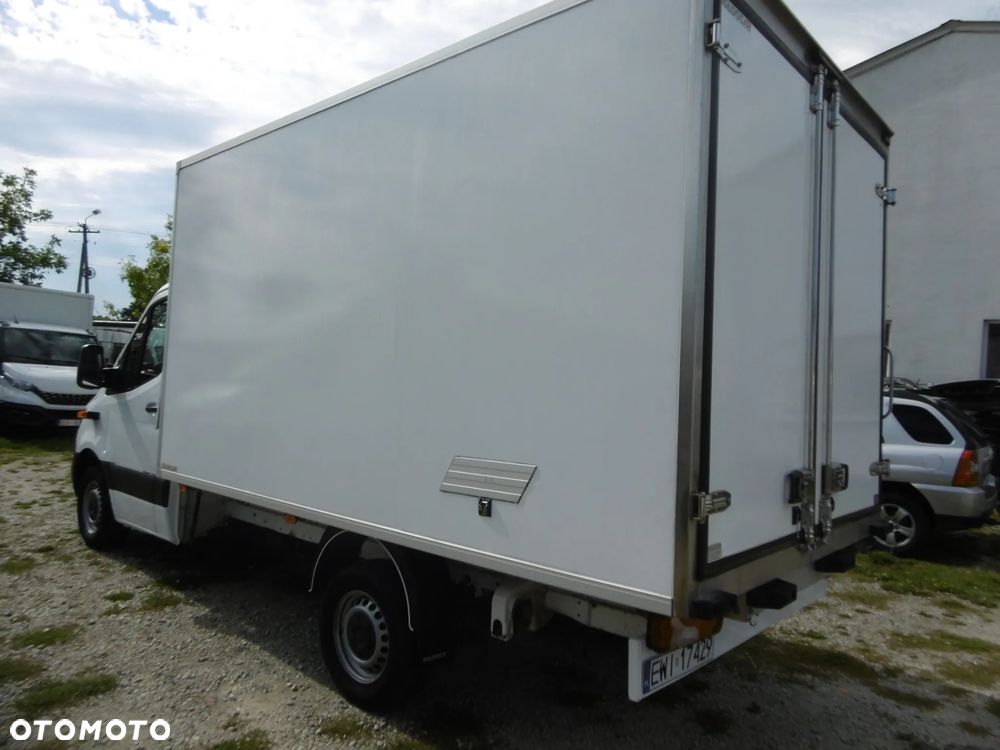 Mercedes-Benz Sprinter - 3