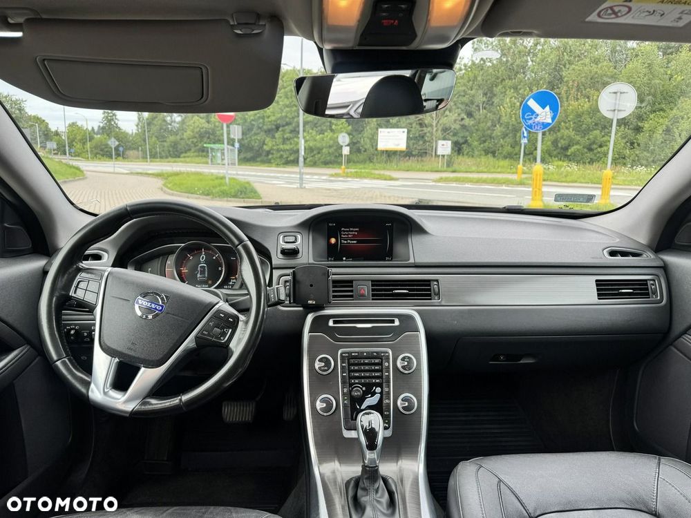 Volvo V70 D4 Geartronic Momentum - 21