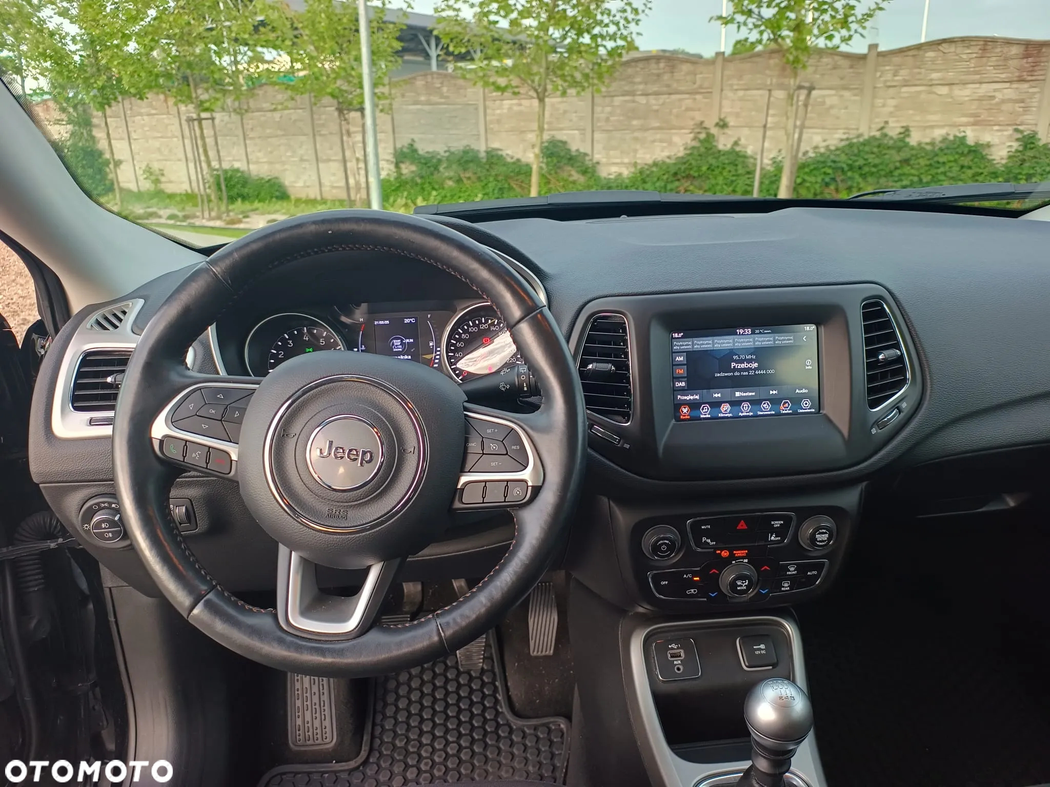 Jeep Compass 1.4 MultiAir Longitude - 12