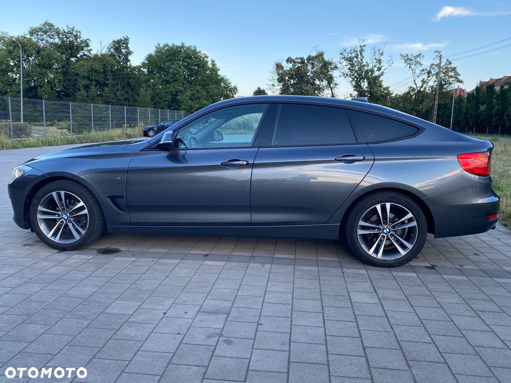 BMW 3GT 320i Sport Line - 17