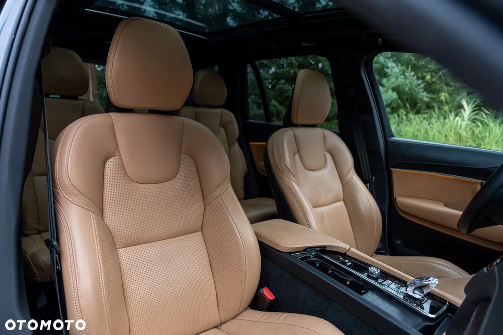 Volvo XC 90 B5 B AWD Ultra Bright - 21