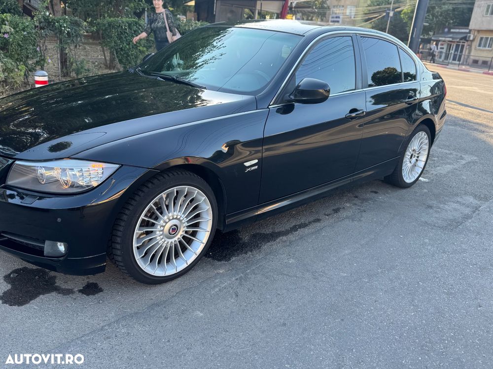 BMW Seria 3 330d DPF Touring Aut. Edition Sport - 1