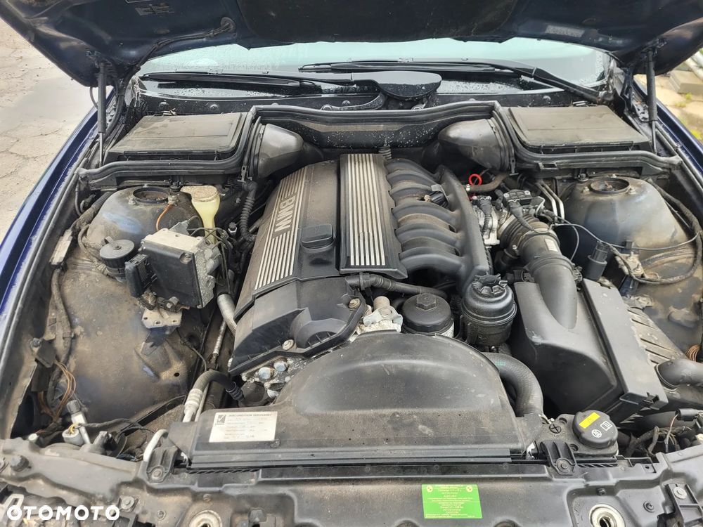 BMW Seria 5 523i - 21