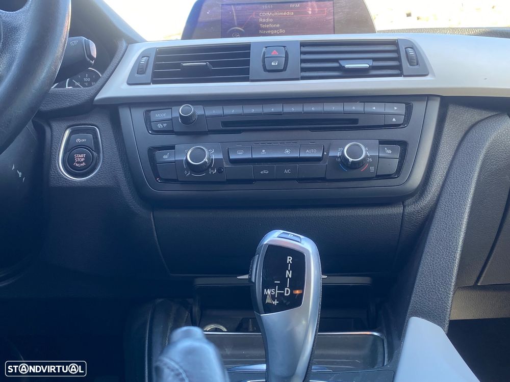 BMW 316 d Aut. Sport Line - 11