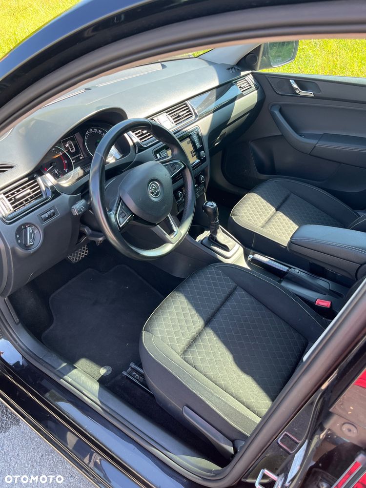 Skoda RAPID 1.4 TSI Drive DSG - 24