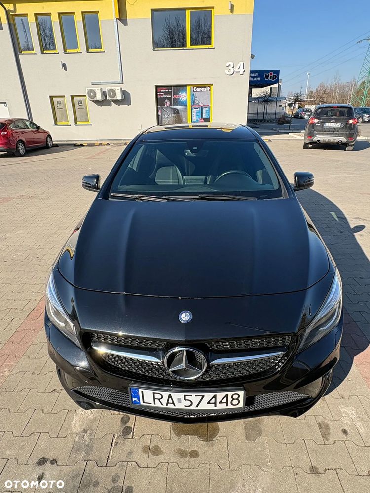Mercedes-Benz CLA 180 UrbanStyle Edition - 15