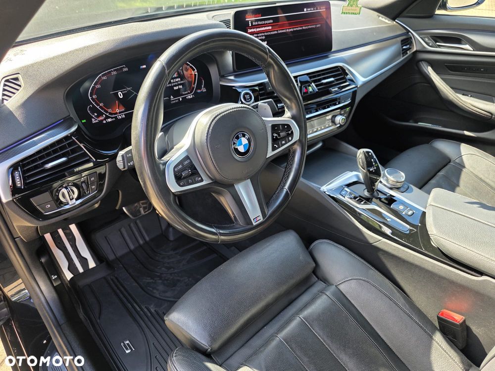 BMW Seria 5 520d M Sport Edition - 22
