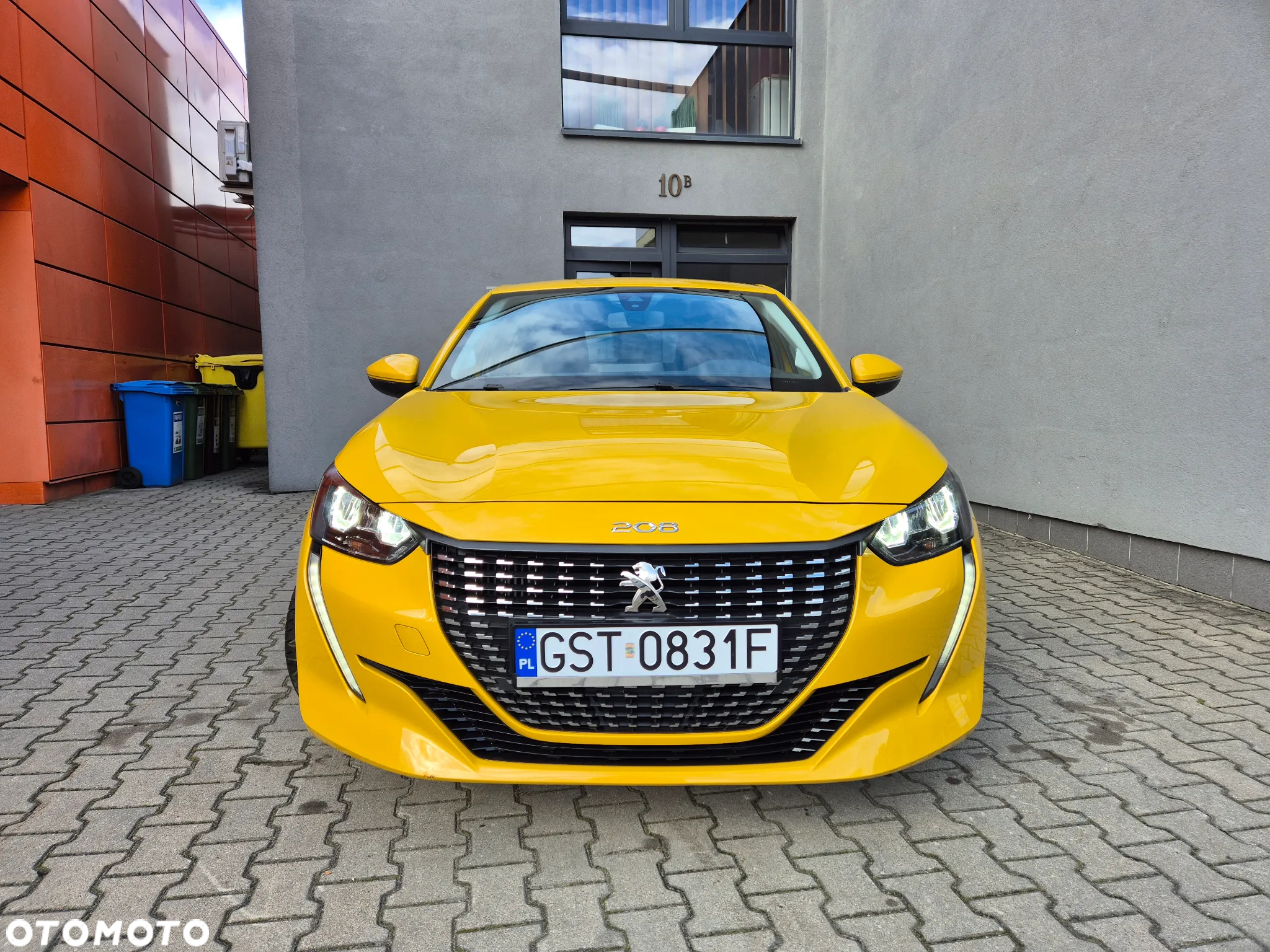 Peugeot 208 - 4