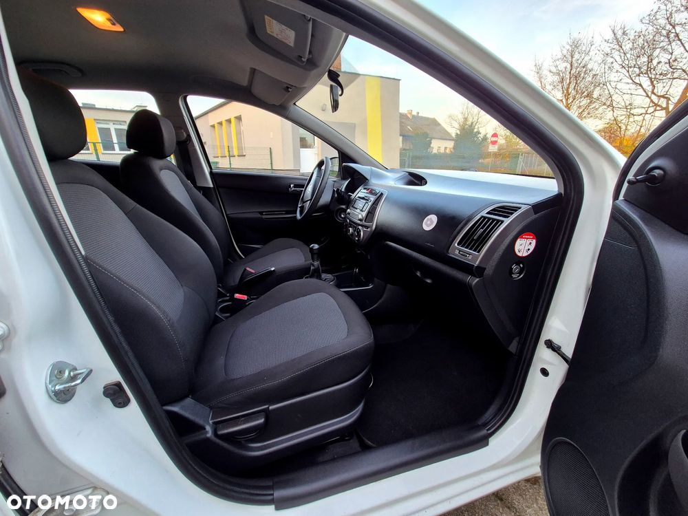 Hyundai i20 1.25 Comfort - 30