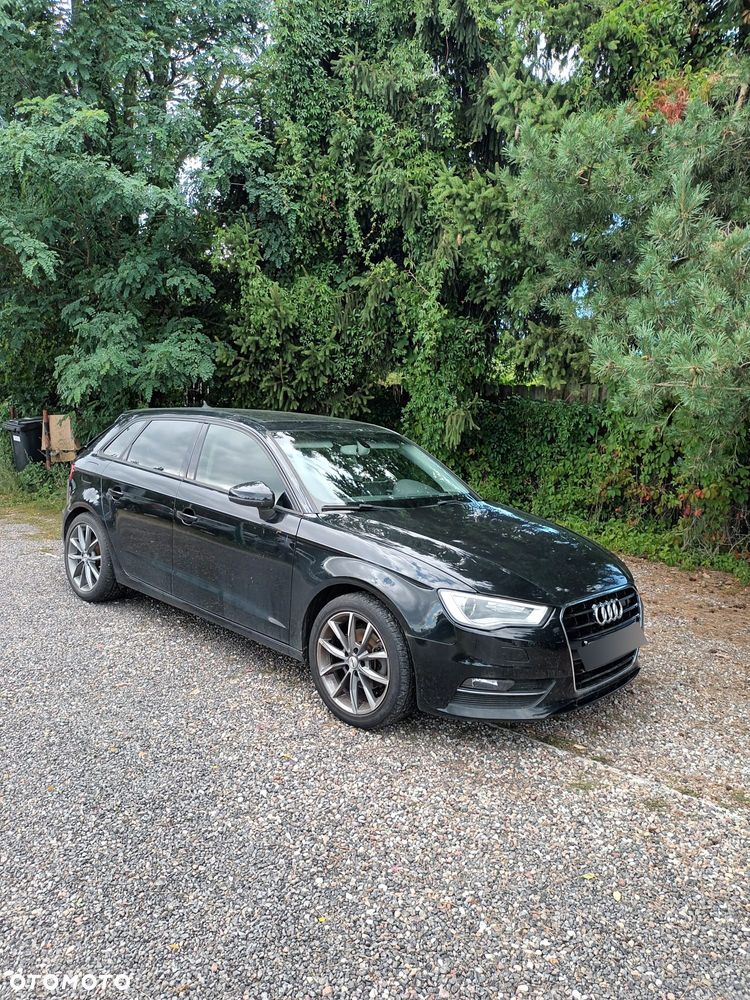 Audi A3 Sportback - 1
