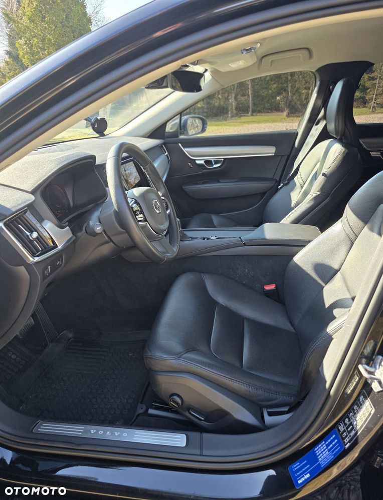 Volvo S90 D4 Momentum Pro - 10