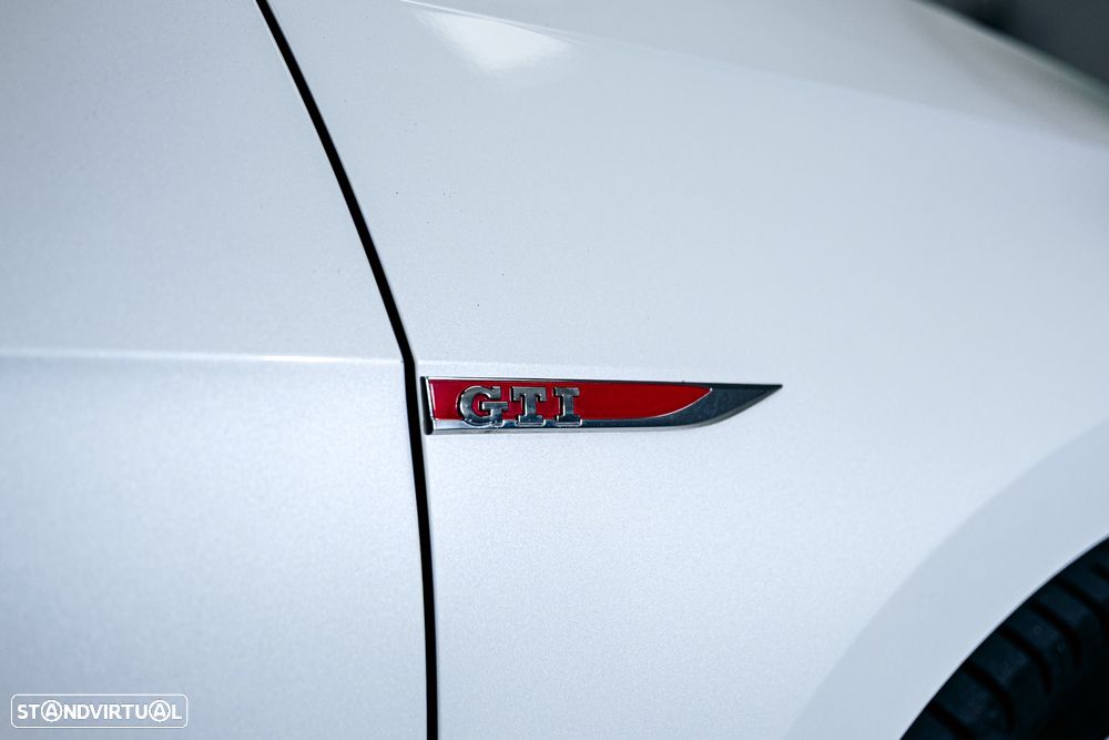 VW Golf 2.0 TSi GTi DSG Performance - 8
