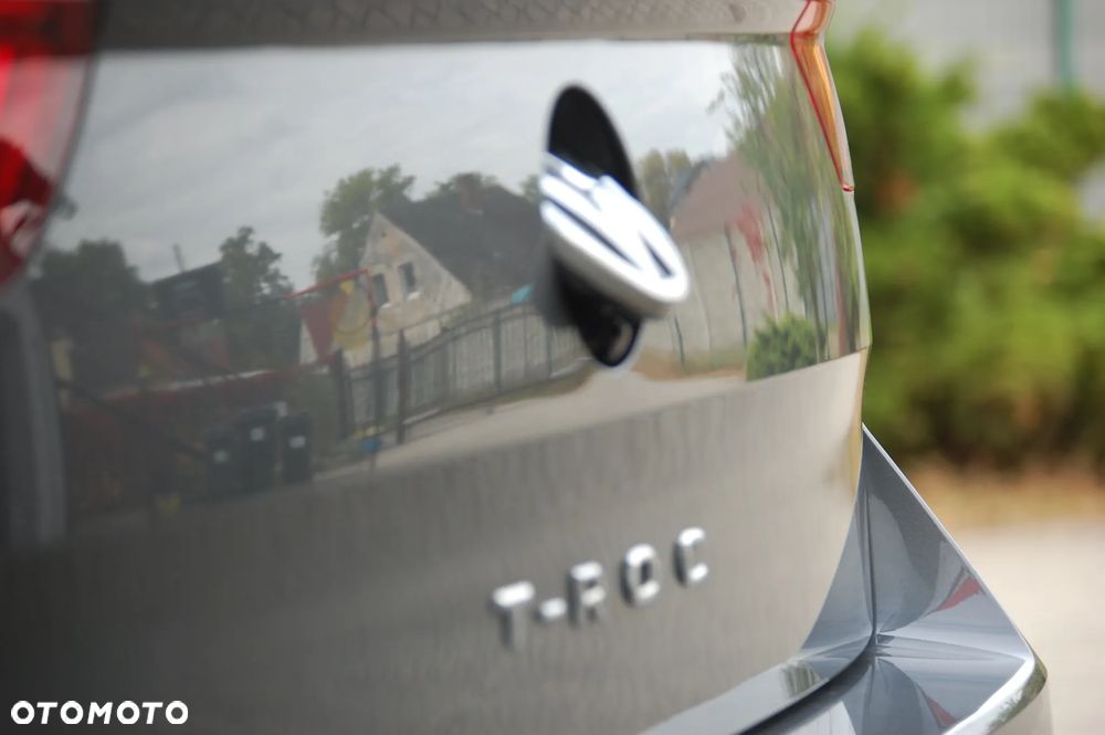 Volkswagen T-Roc - 16