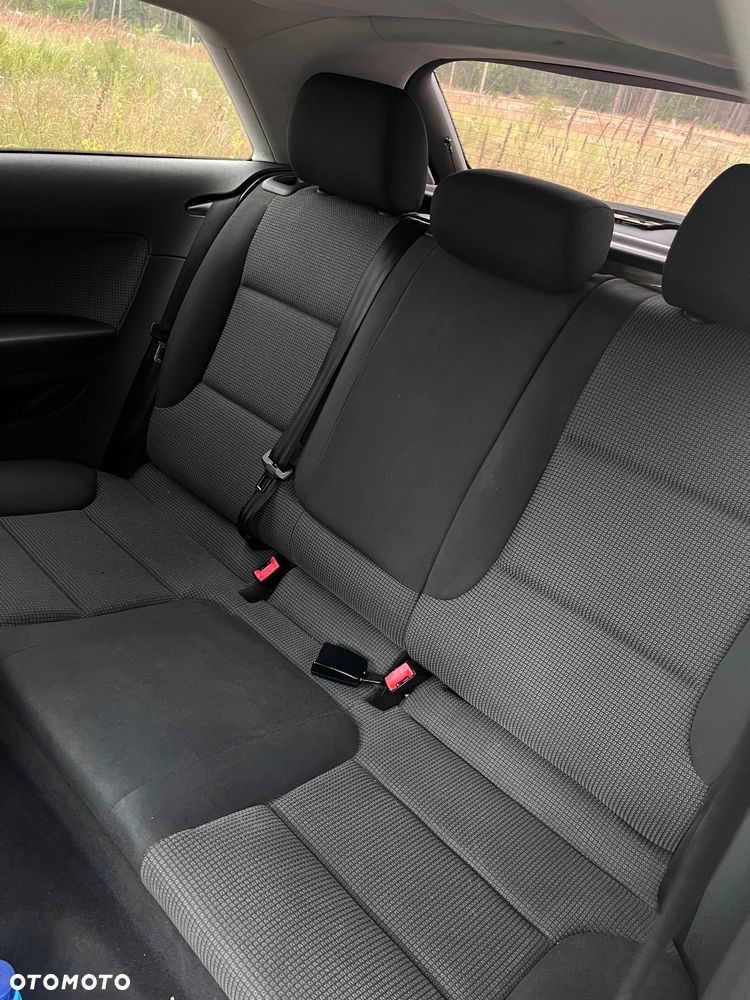 Audi A3 3-drzwiowe 1.6 FSI Ambiente - 4