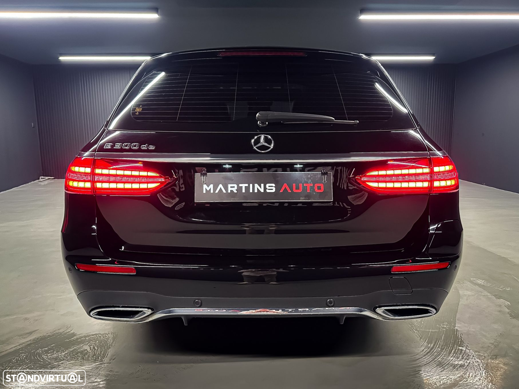 Mercedes-Benz E 300 - 11