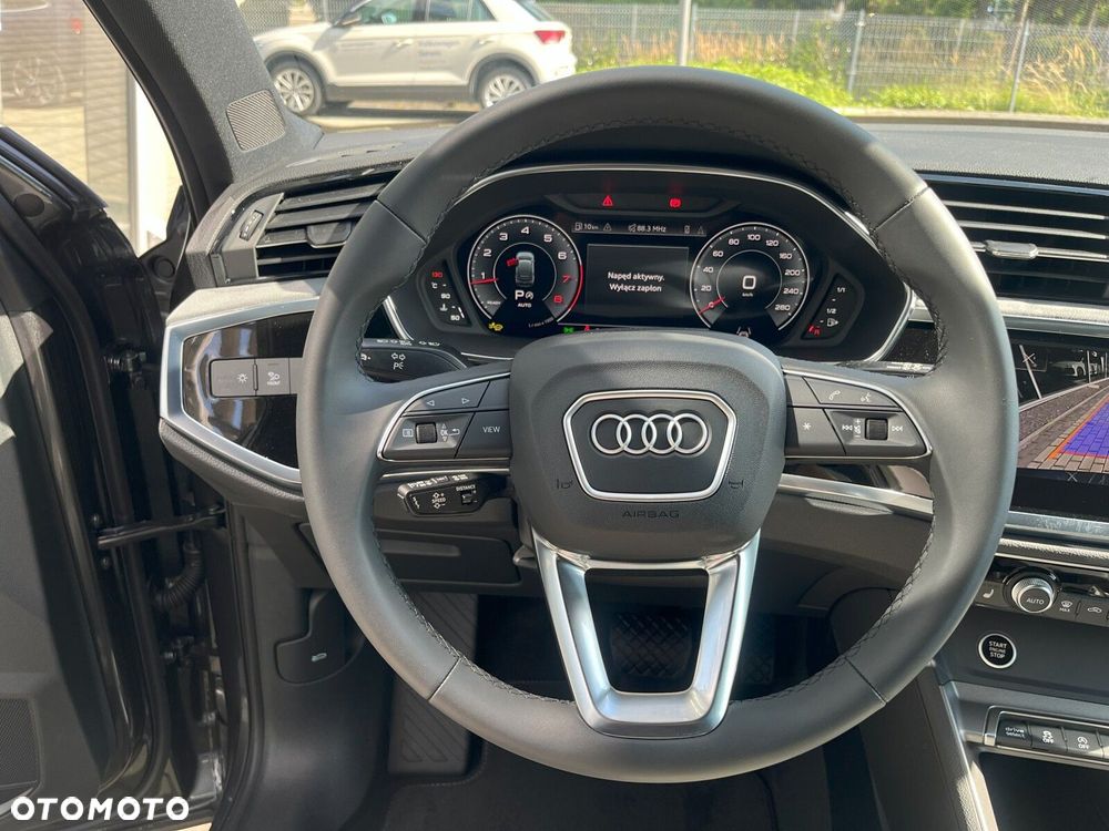 Audi Q3 Sportback - 5