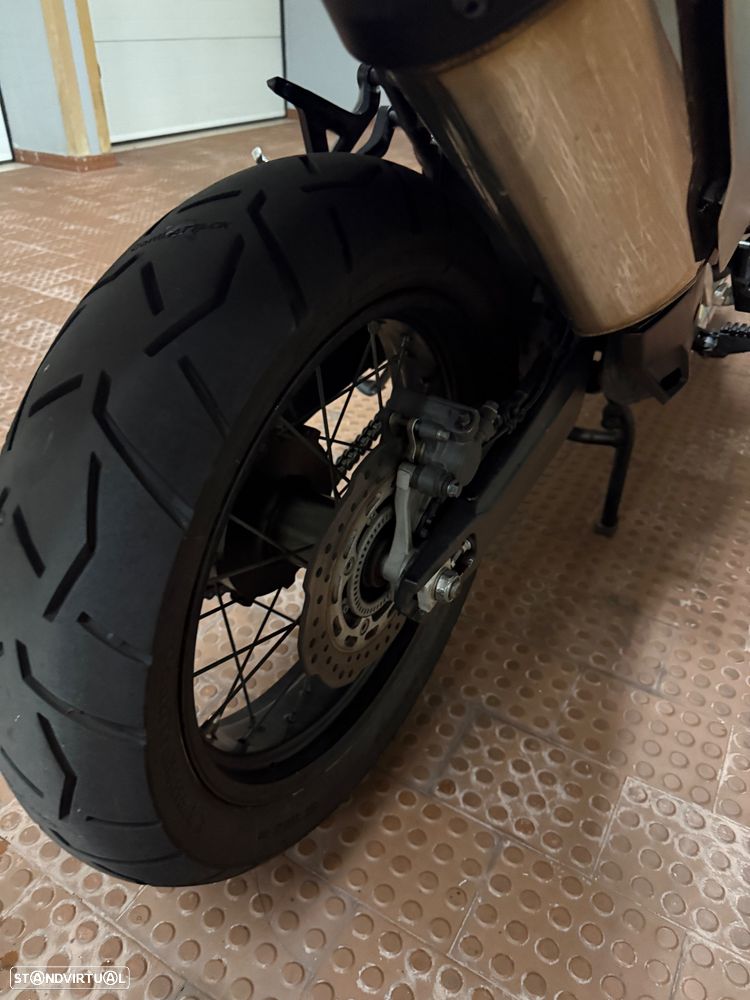 Honda Africa Twin - 10