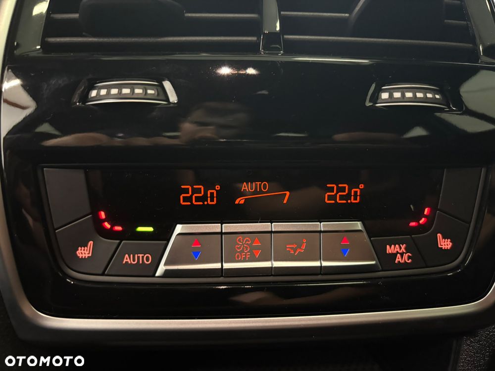 BMW X6 M60i mHEV sport - 25