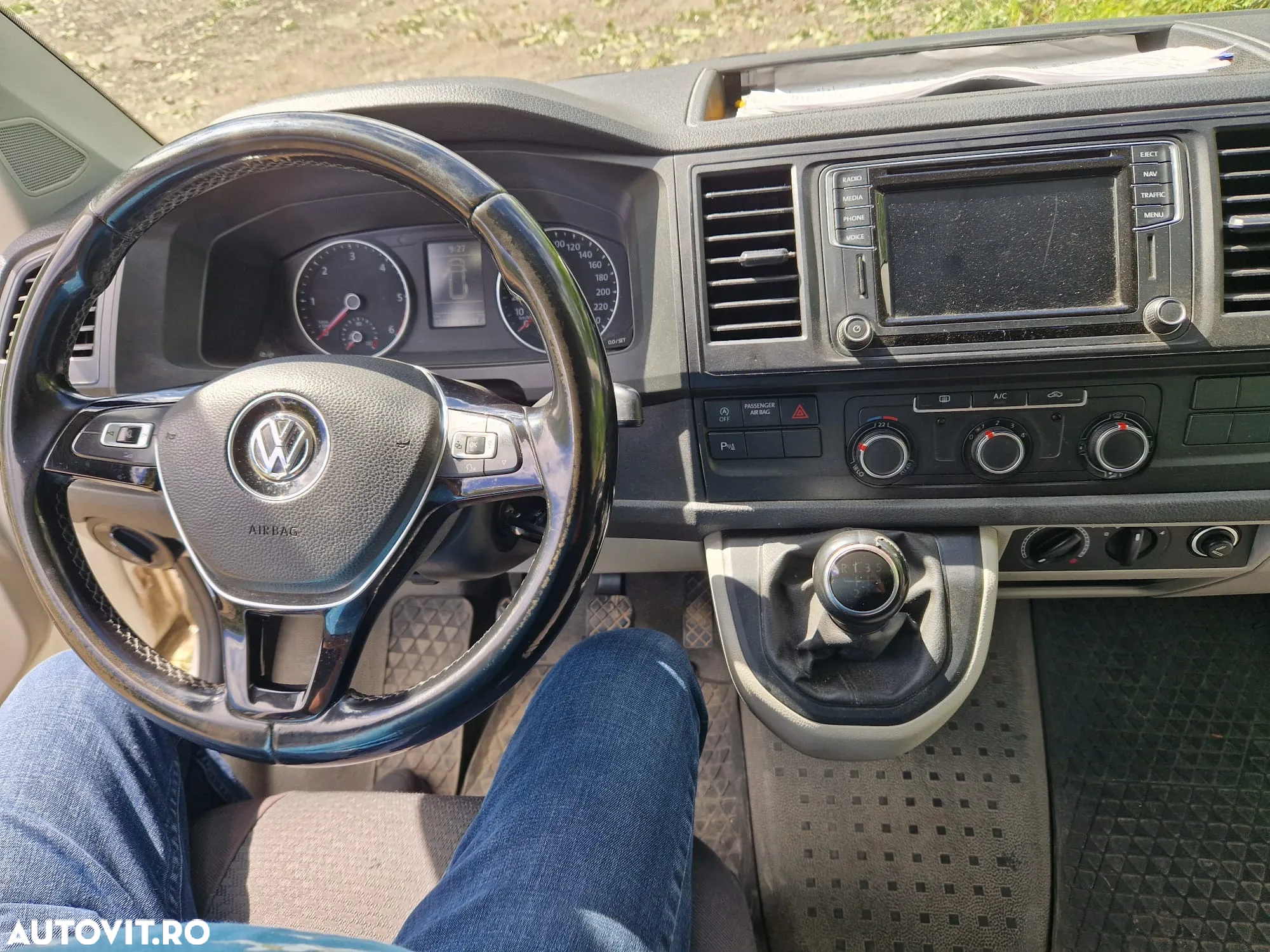 Volkswagen Transporter - 7