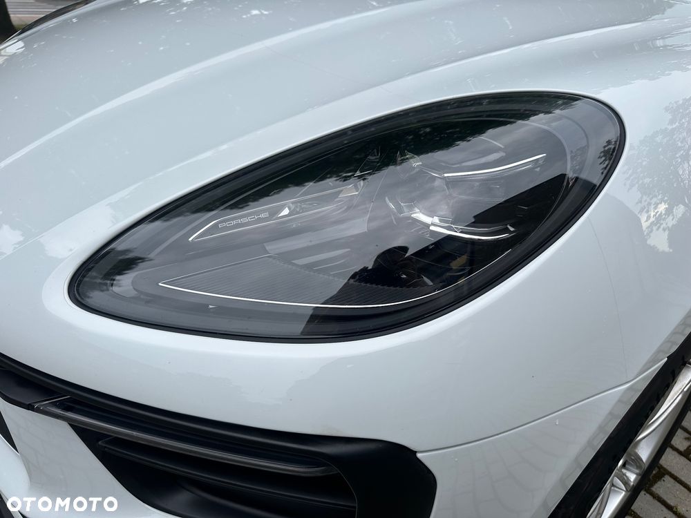 Porsche Macan Standard - 22