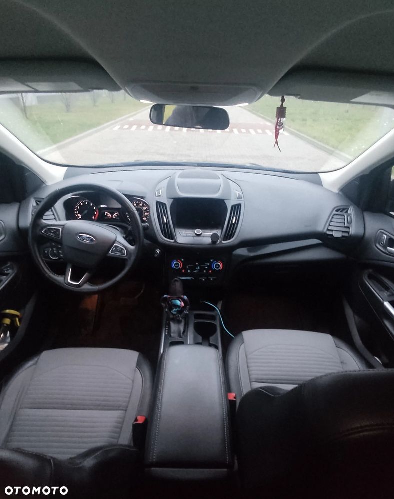 Ford Kuga 1.5 EcoBoost FWD Trend ASS GPF - 20