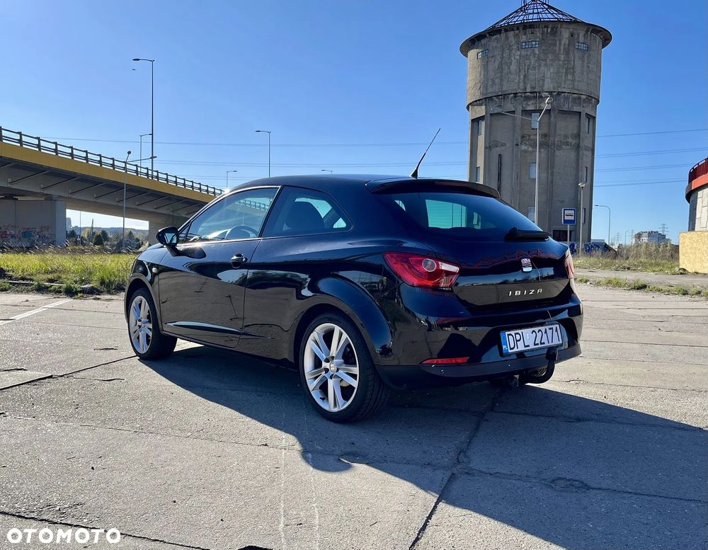Seat Ibiza SC 1.6 16V Sport - 12