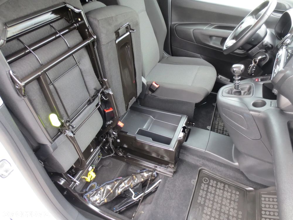 Fiat DOBLO SALON POLSKA ORYGINAŁ LAKIER i NISKI PRZEBIEG - 13