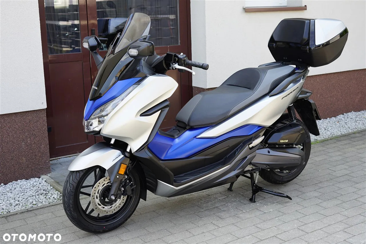 Honda NSS - 21