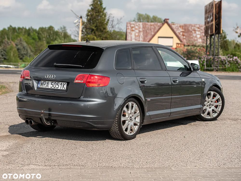Audi A3 Sportback 2.0 TDI DPF S tronic S line Sportpaket - 13