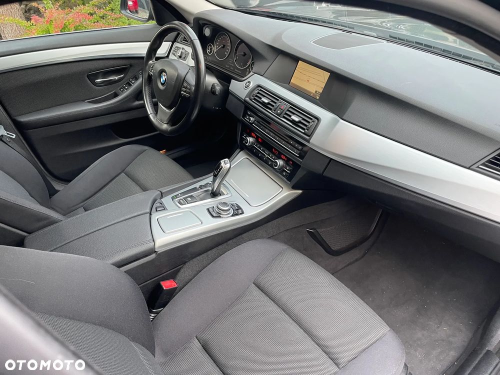 BMW Seria 5 - 16