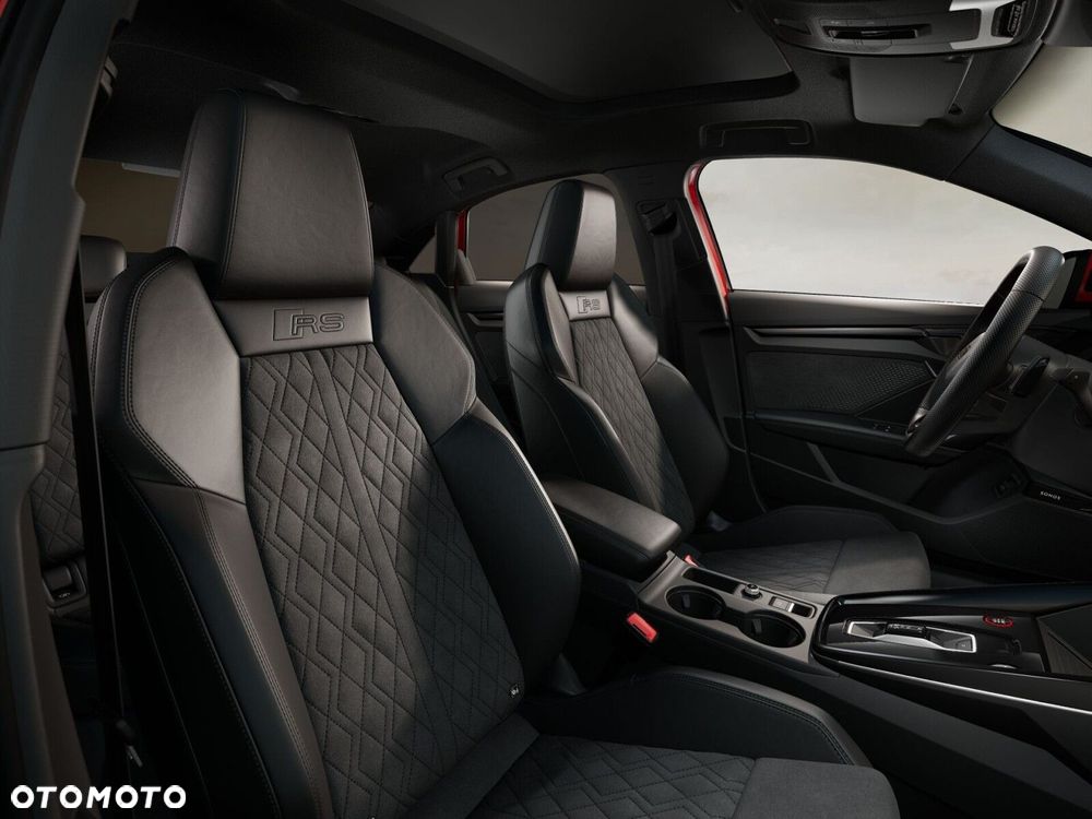 Audi RS3 Limousine - 7