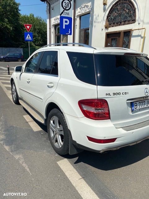 Mercedes-Benz ML 300 CDI BlueEfficiency Aut - 6