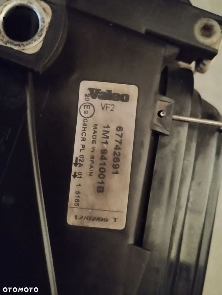 SEATA LEON I TOLEDO II PRZÓD CZARNY  ZDERZAK ATRAPA GRIL REFLEKTOR WZMOCNIENIE CZOŁOWE - 16