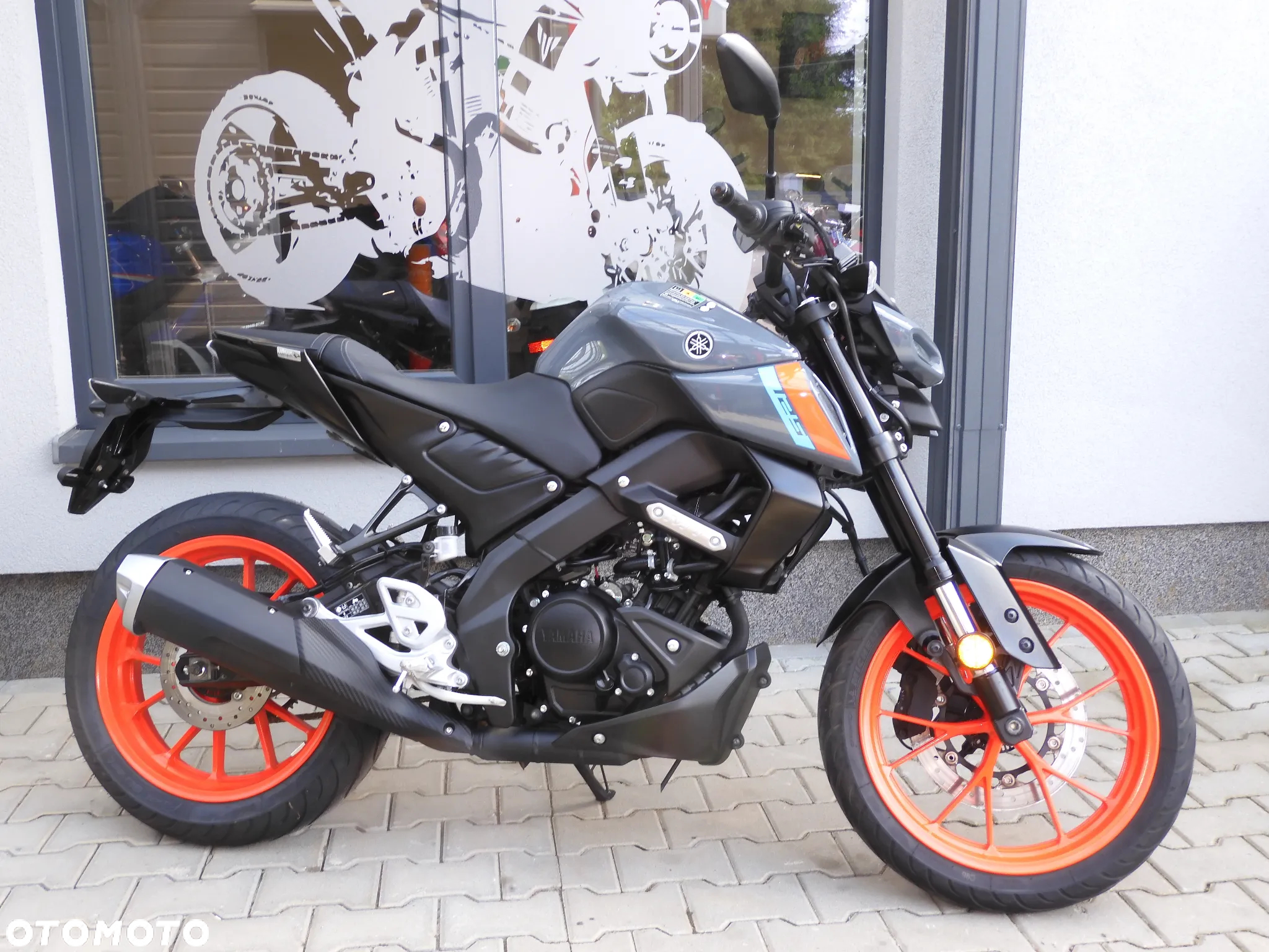 Yamaha MT - 5