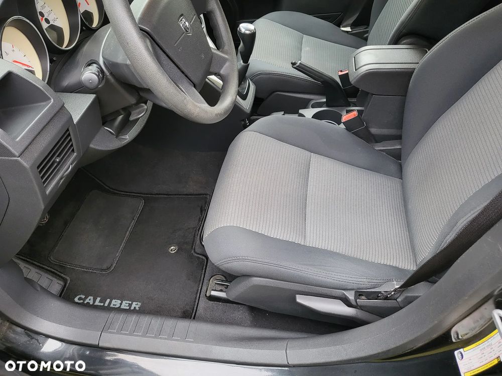Dodge Caliber 1.8 SXT - 25