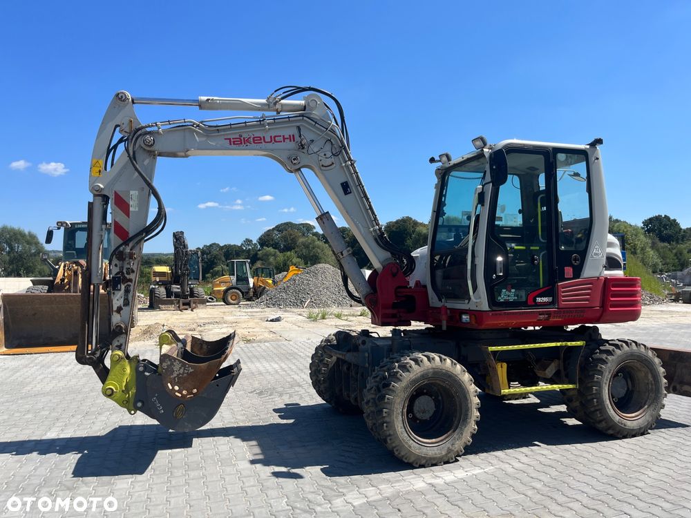 Takeuchi TB295W - 2