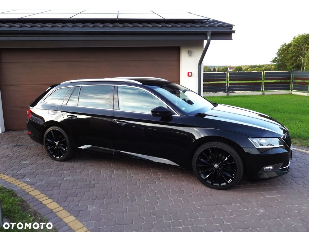 Skoda Superb Combi 2.0 TDI Style - 29