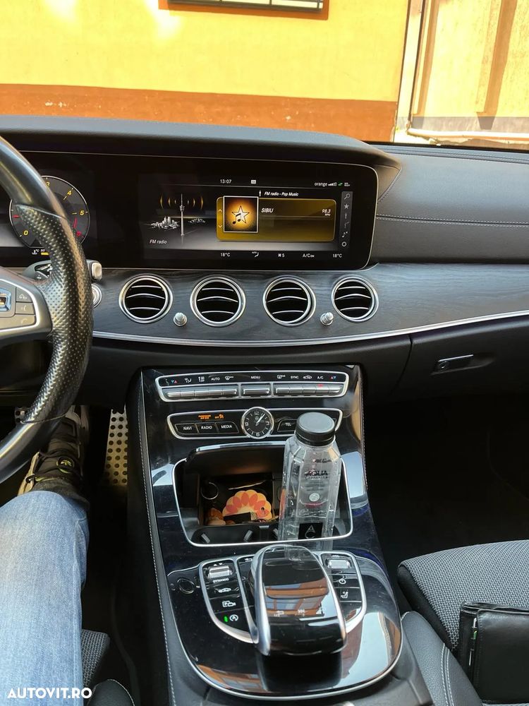 Mercedes-Benz E 220 d T-Modell 4MATIC Aut - 7