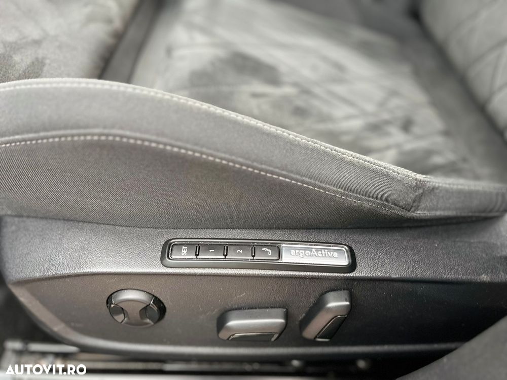 Volkswagen Golf Variant 2.0 TDI SCR DSG Style - 20