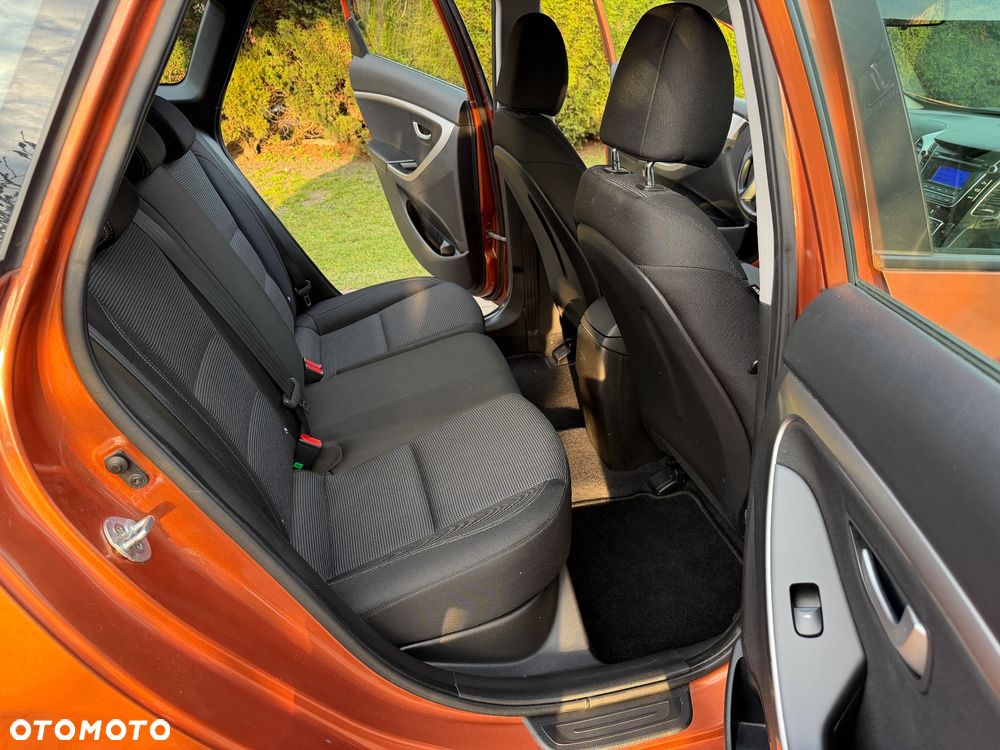 Hyundai i30 1.6 Comfort - 30