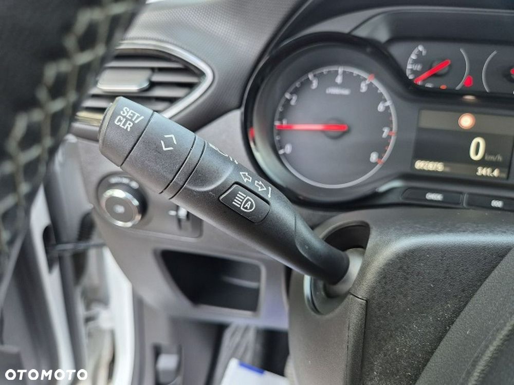 Opel Crossland X - 30