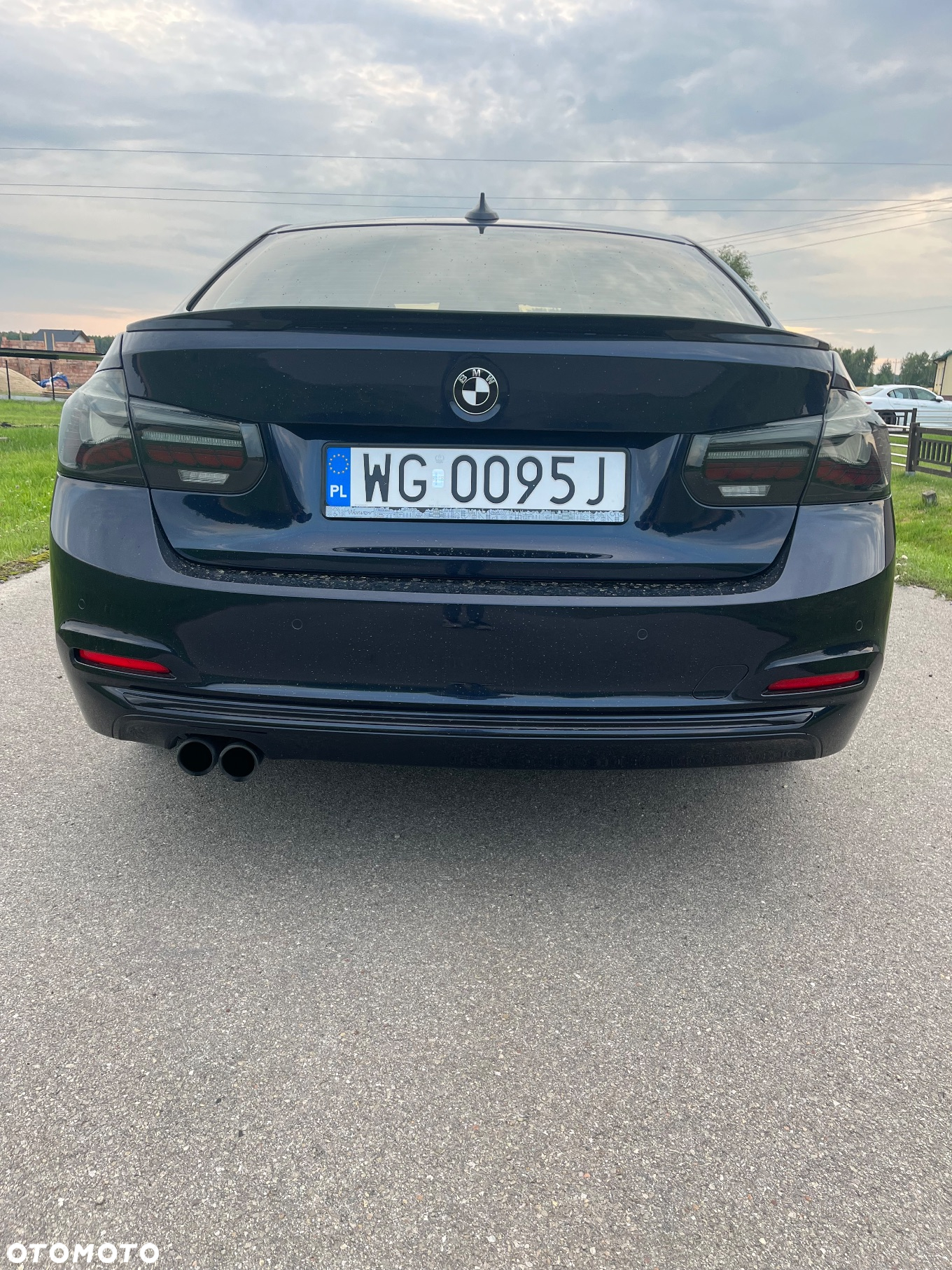 BMW Seria 3 320d Sport Line - 4