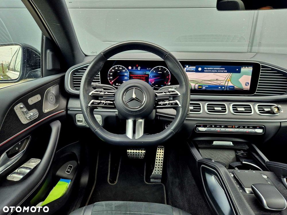 Mercedes-Benz GLE - 21