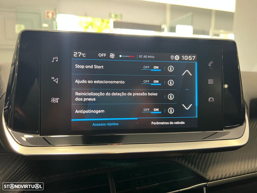 Peugeot 2008 1.2 PureTech Active Pack - 26