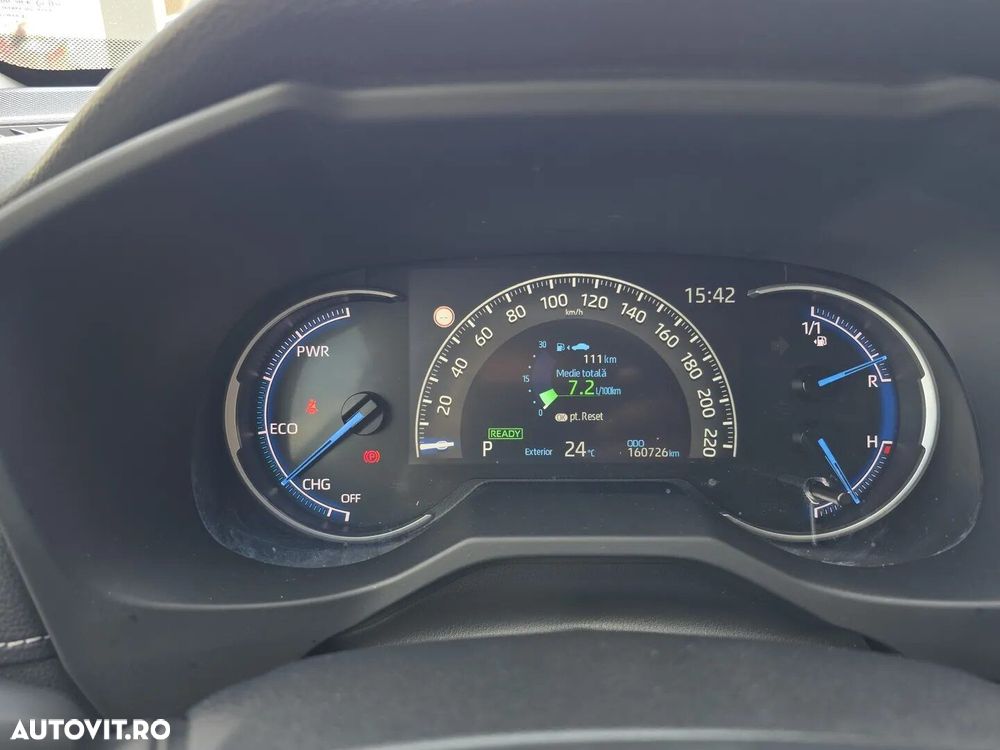 Toyota RAV4 - 11