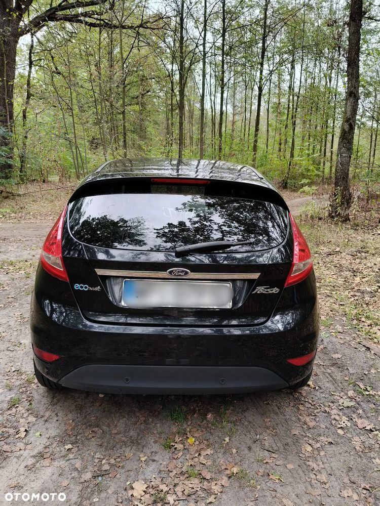 Ford Fiesta 1.6 TDCi DPF Trend - 3