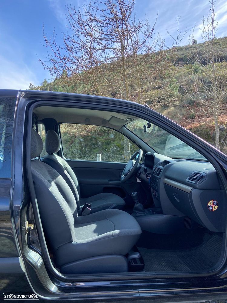 Renault Clio 1.5 dCi Confort - 8